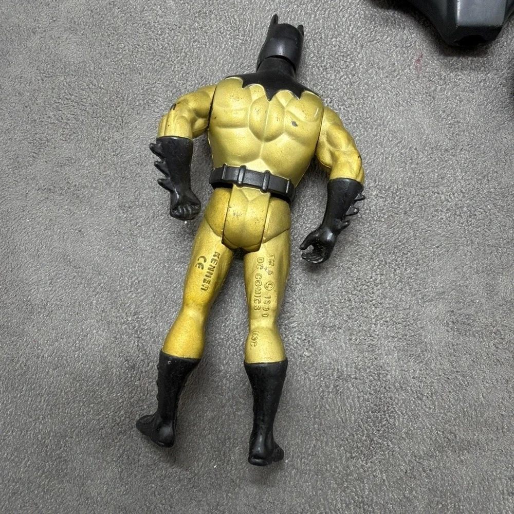 Vintage Kenner The Dark Knight Collection Batman Action Figure & Parts Lot